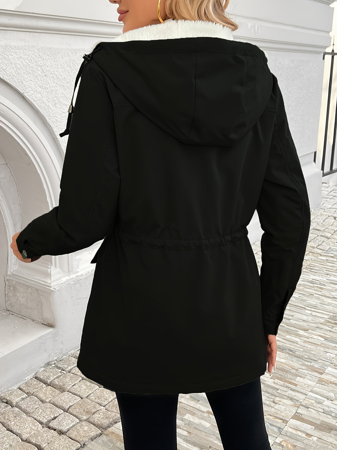 Della | Fleece-Lined Hooded Jacket