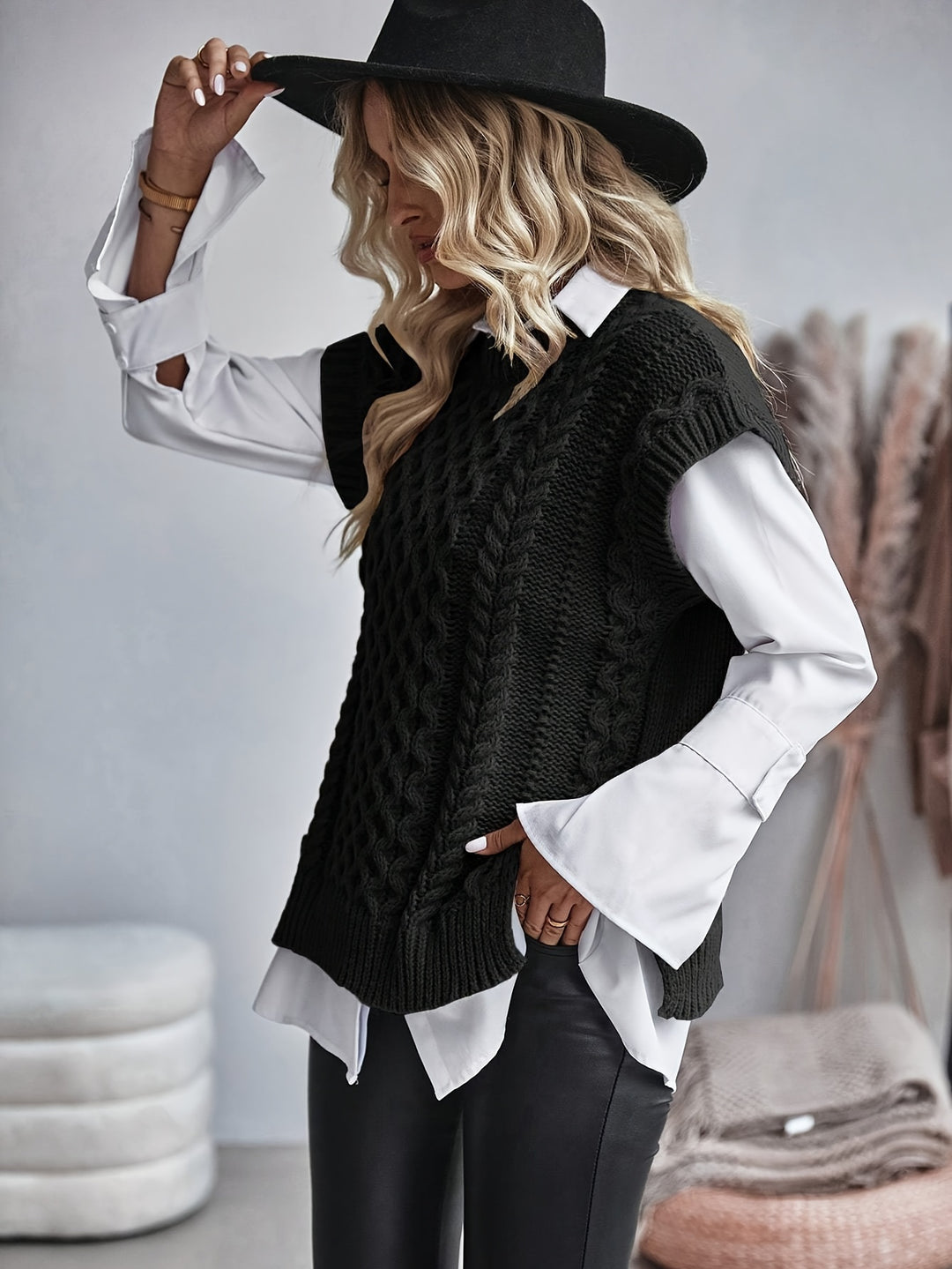 Colette | Cable-Knit Sleeveless Vest