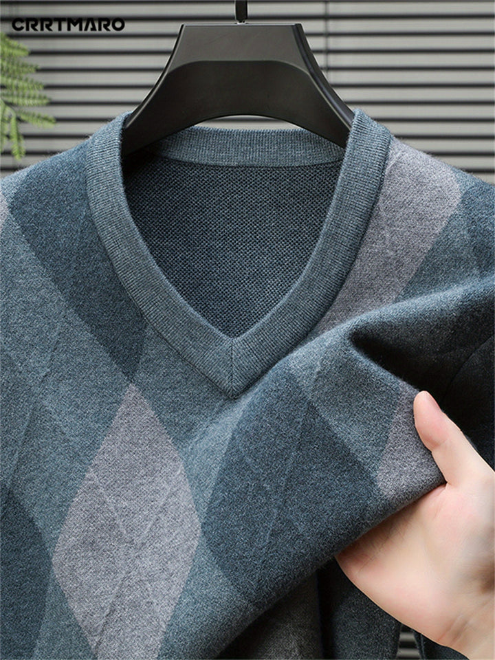 Ellis | V-Neck Argyle Sweater