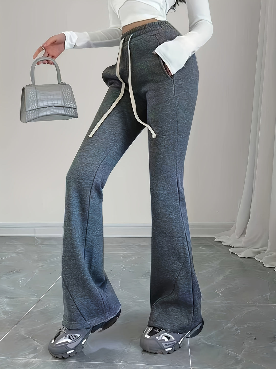 Willa | High-Waist Flared Trousers