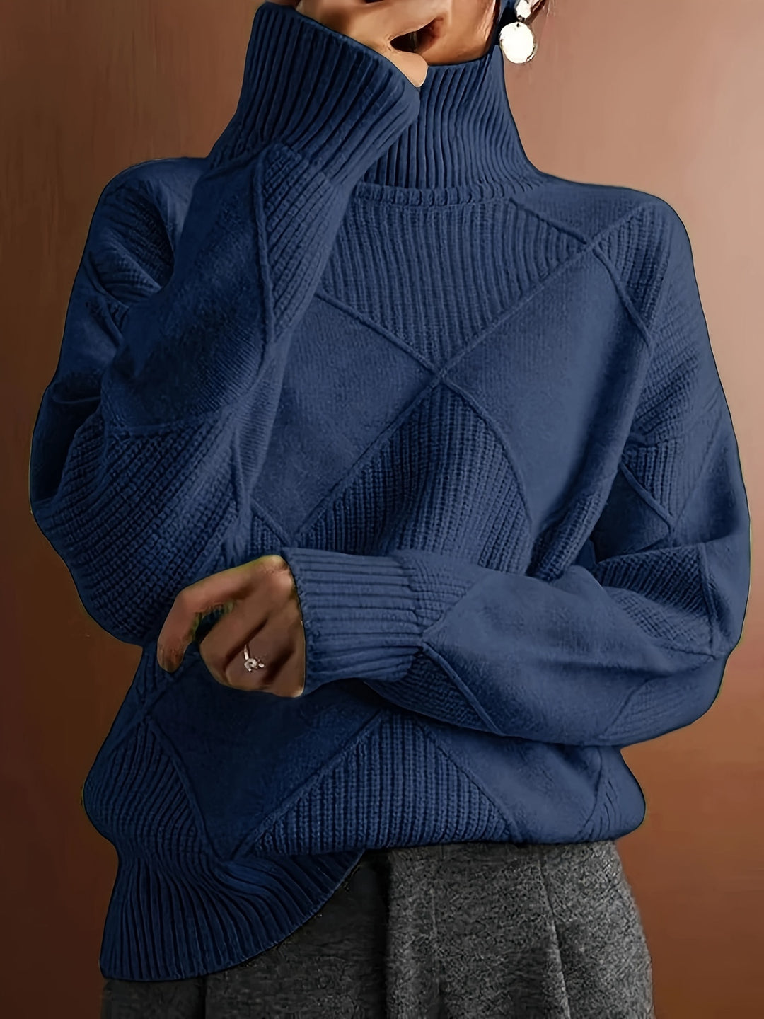 Freya | Textured Turtleneck Sweater