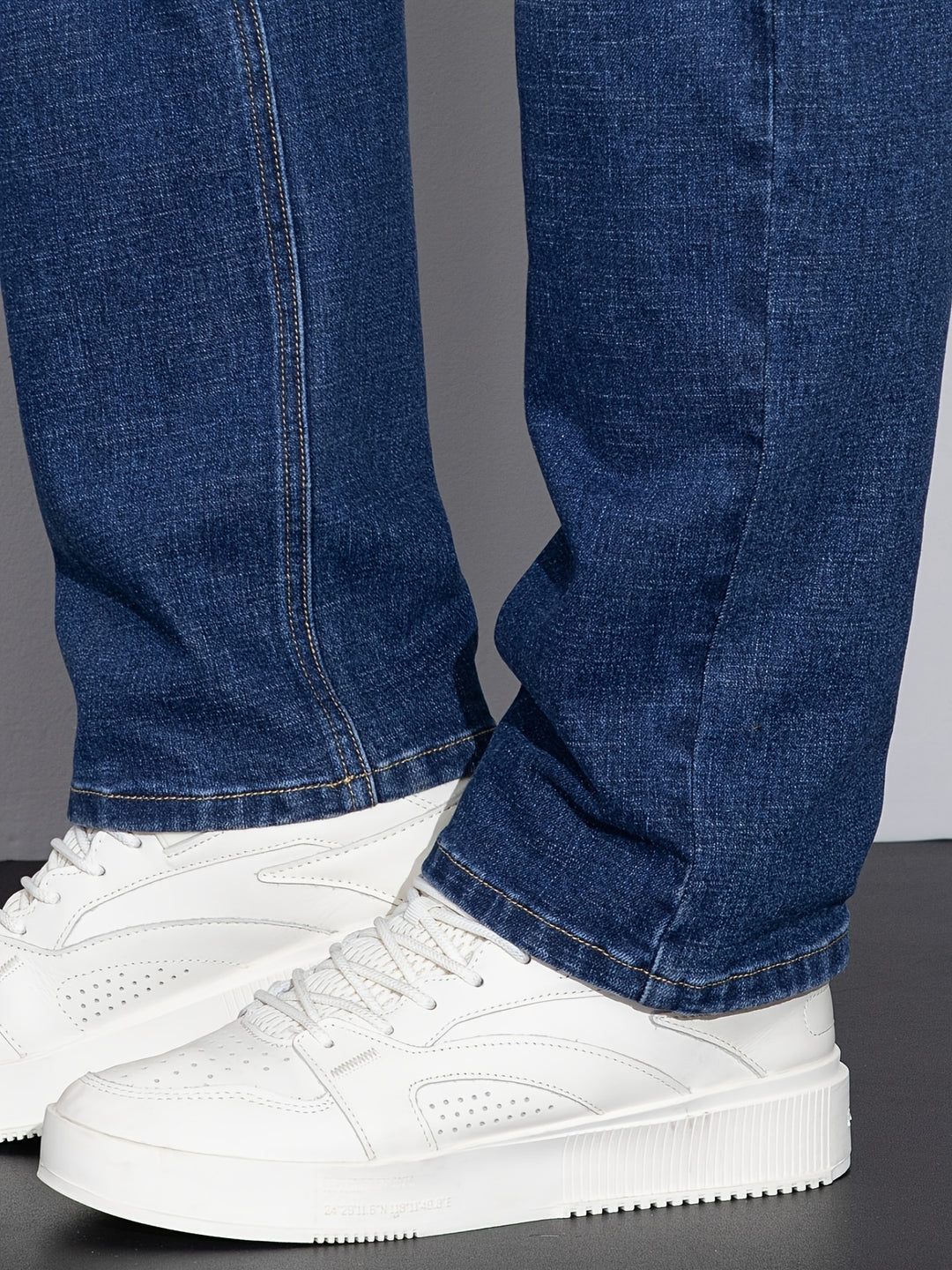 Barrett | Everyday Straight-Leg Jeans