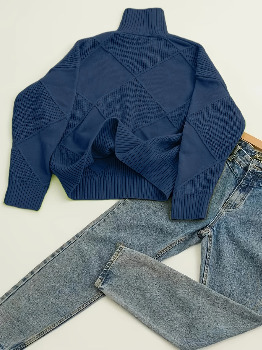 Freya | Textured Turtleneck Sweater