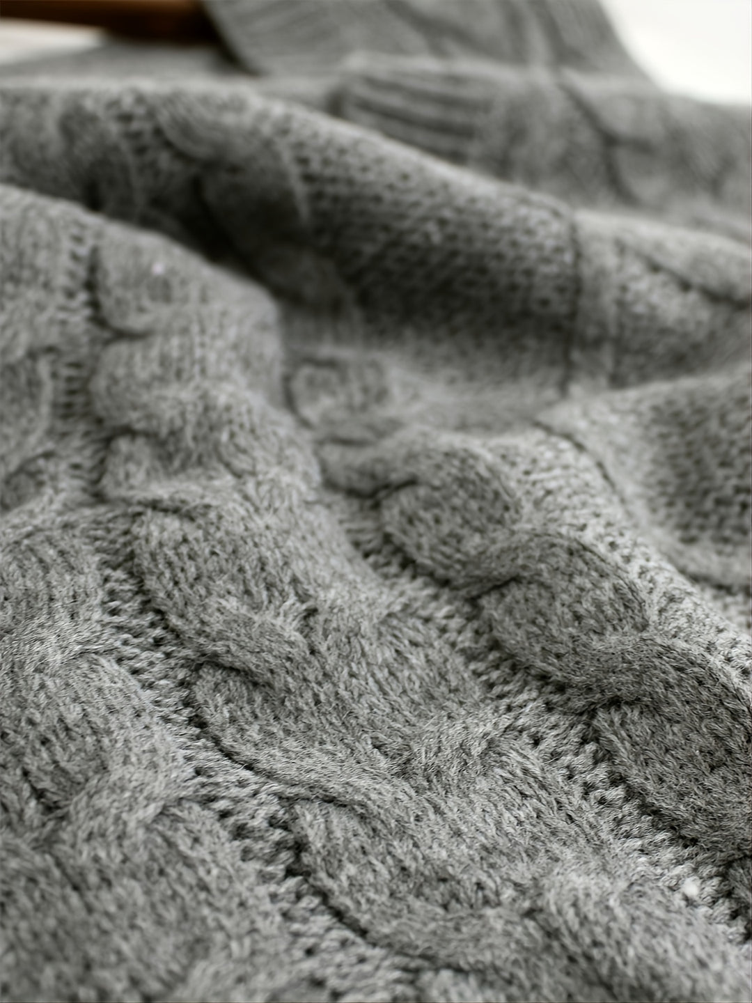 Colleen | Cable-Knit V-Neck Sweater Vest