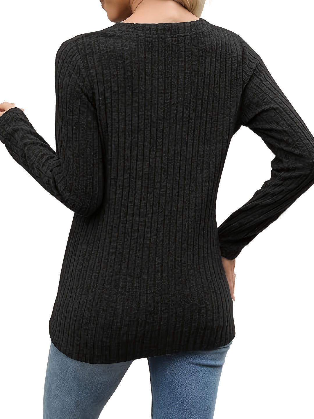 Noelle | Ribbed V-Neck Button Top