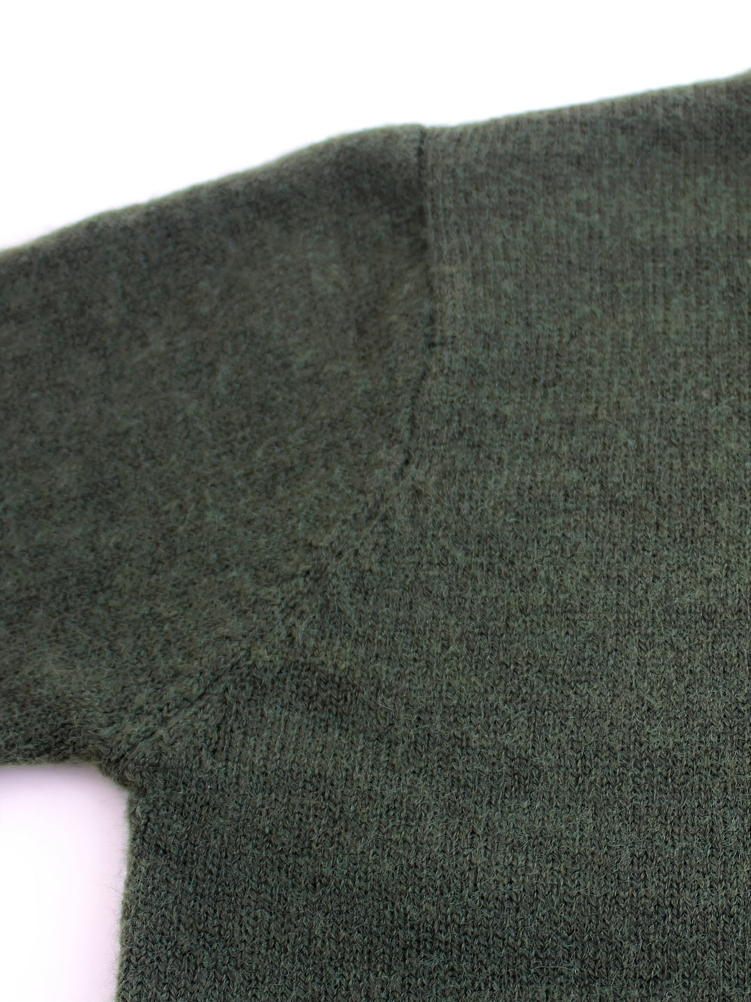 Cynthia | Ribbed Striped-Sleeve Sweater