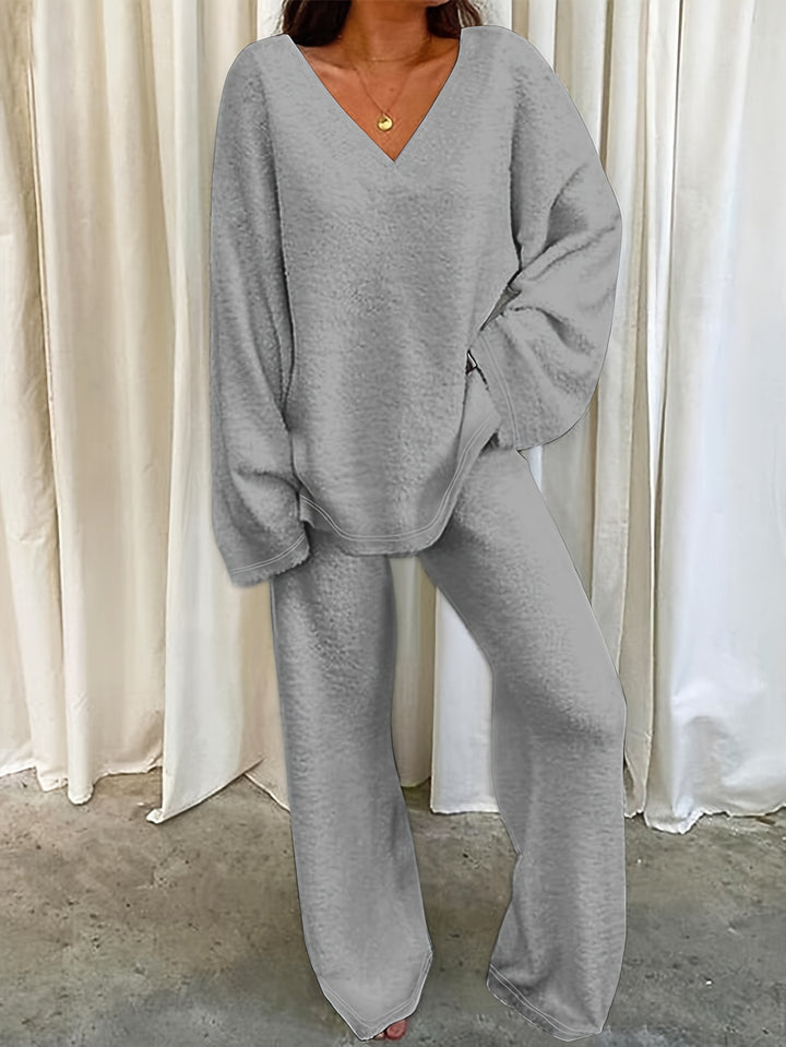 Nora | Relaxed V-Neck Two-Piece Set