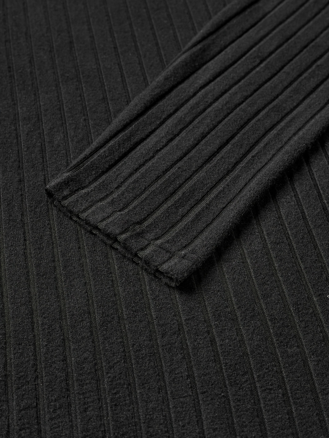 Bryce | Ribbed V-Neck Long Sleeve Top