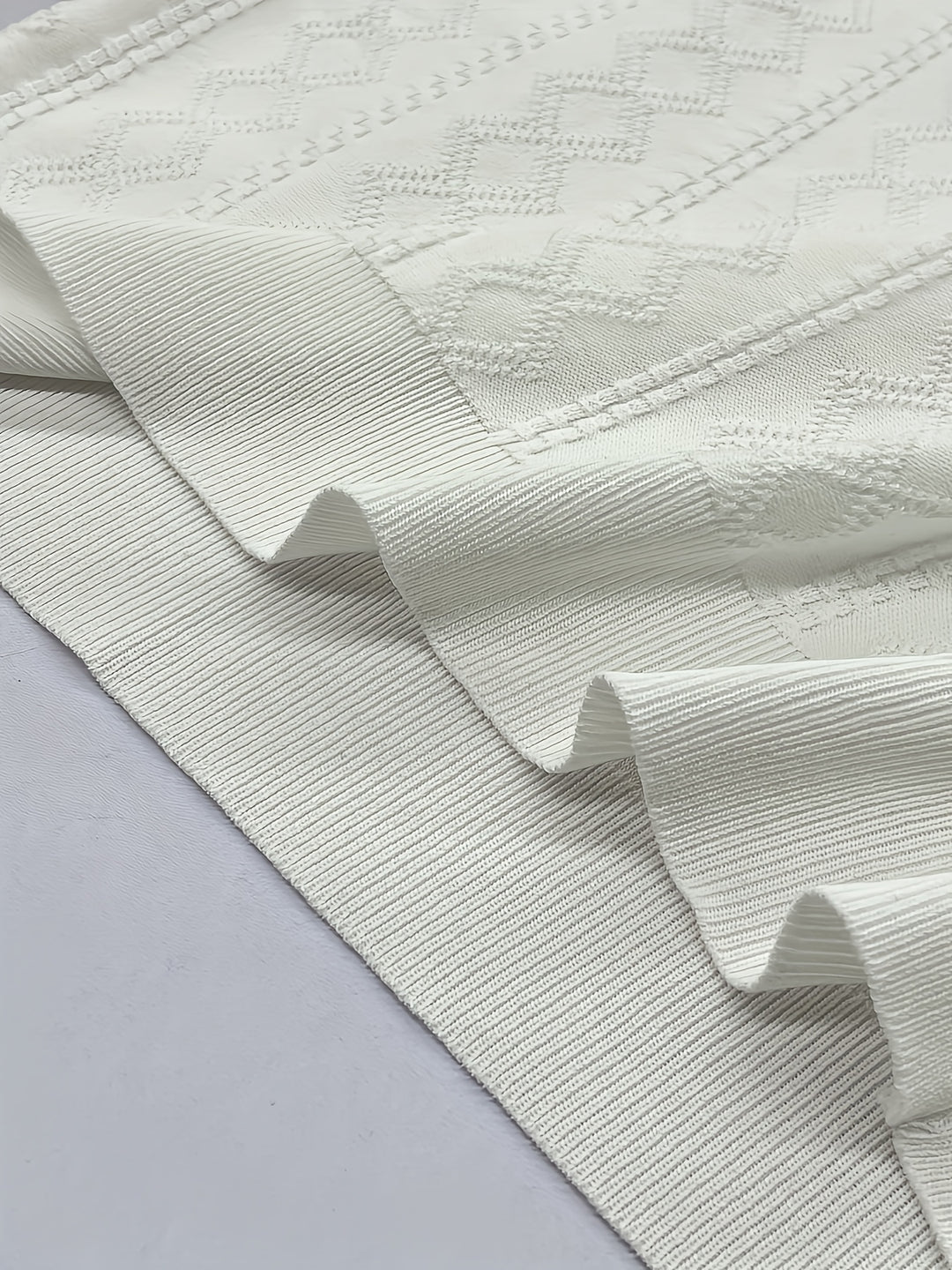 Emerson | Textured Contrast-Collar Polo Shirt