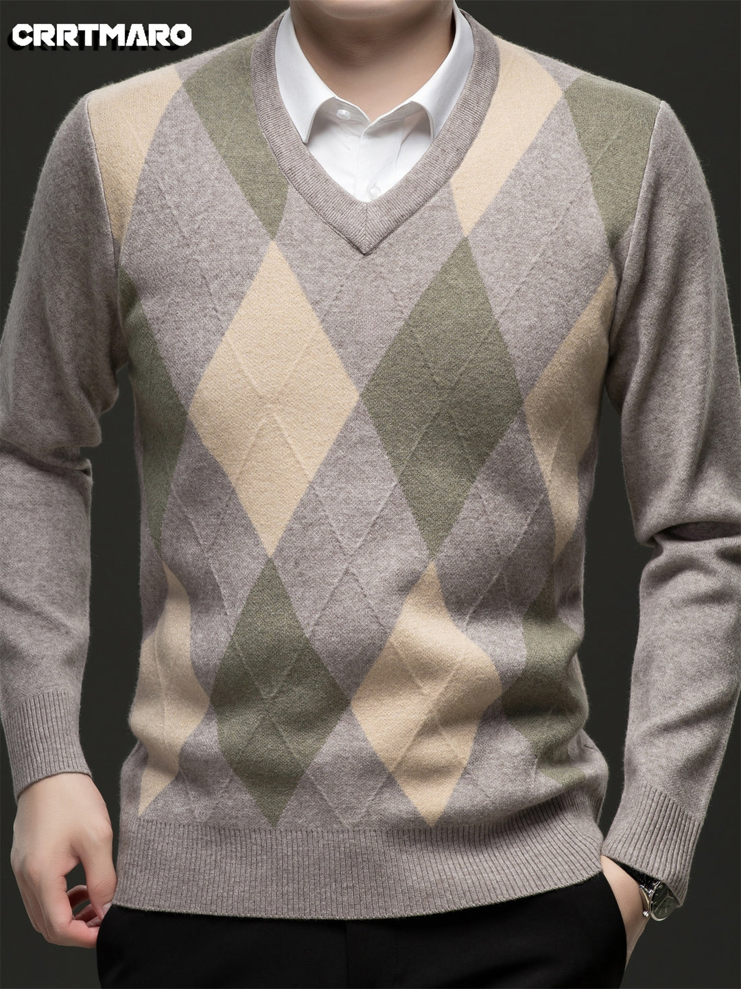 Ellis | V-Neck Argyle Sweater