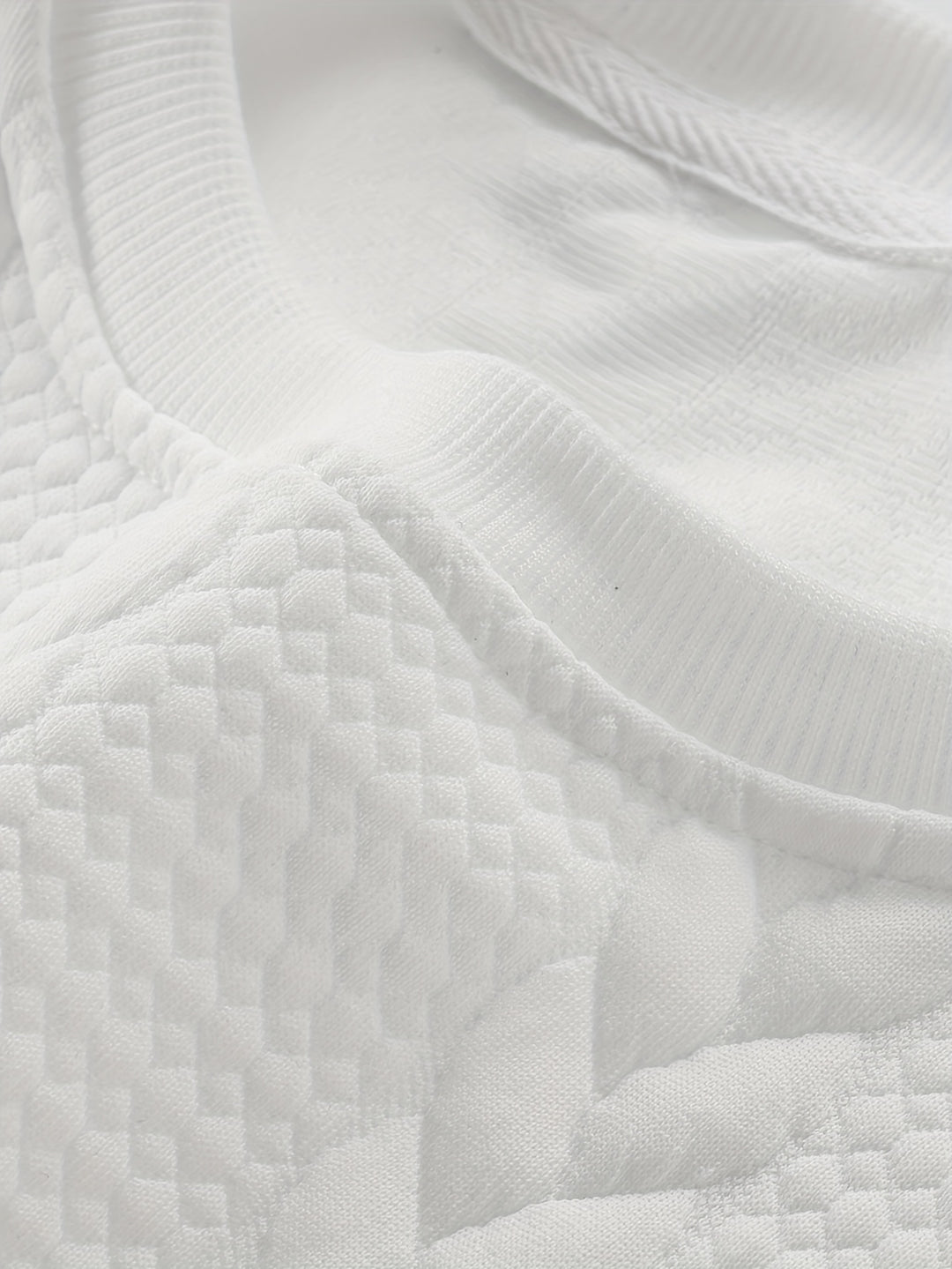 Maddox | Textured Crew Neck Sweatshirt