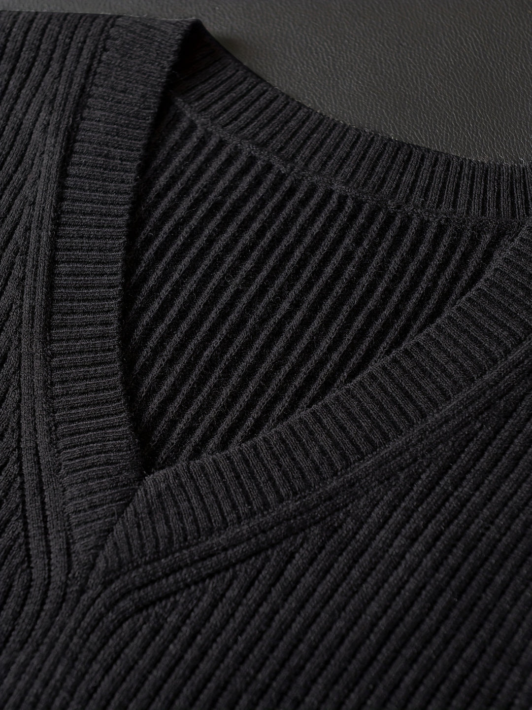 Trevor | Classic V-Neck Sweater Vest