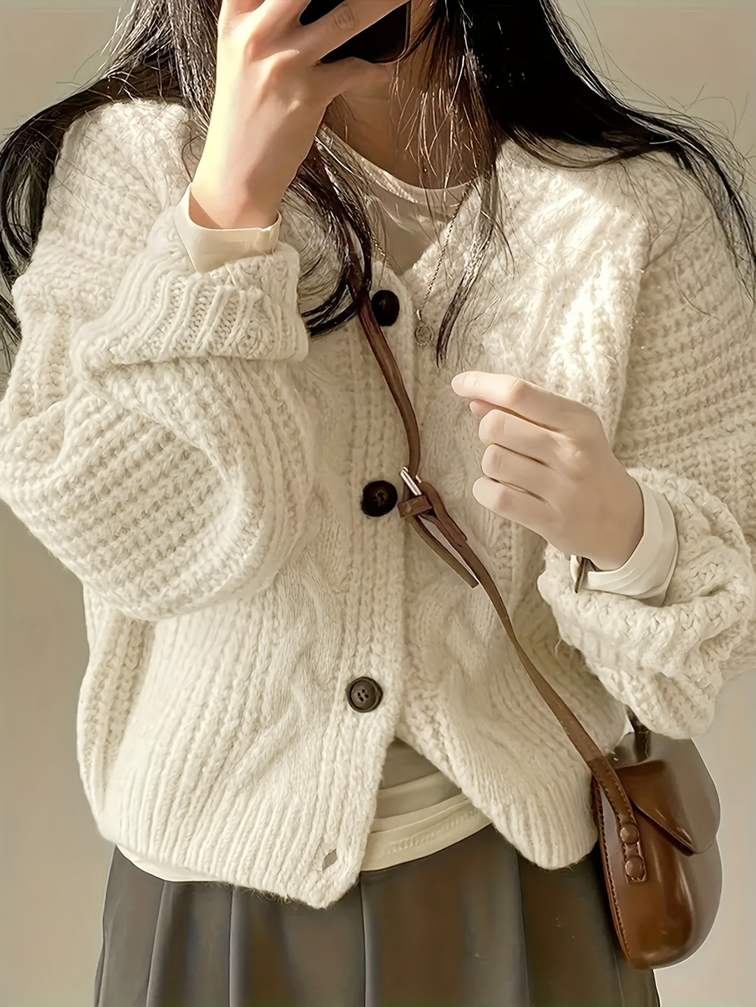 Elowen | Chunky Cable-Knit Cardigan