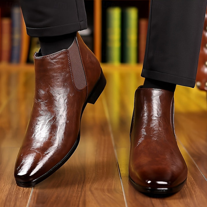 Hollis | Polished Chelsea Boots