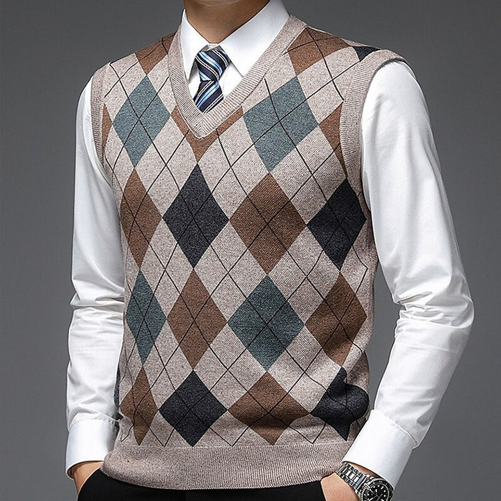Sheldon | Argyle V-Neck Vest