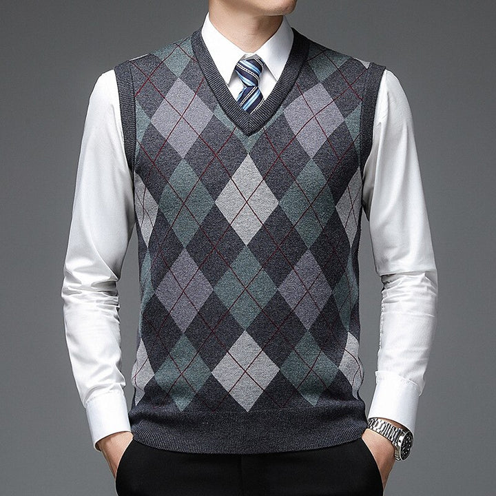 Sheldon | Argyle V-Neck Vest