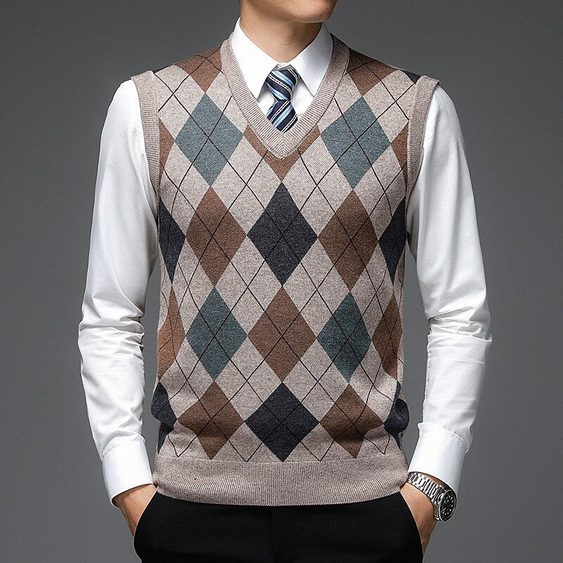 Sheldon | Argyle V-Neck Vest