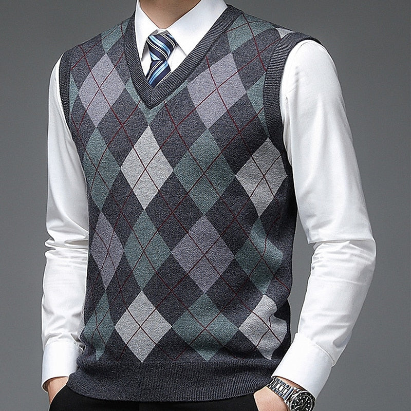 Sheldon | Argyle V-Neck Vest